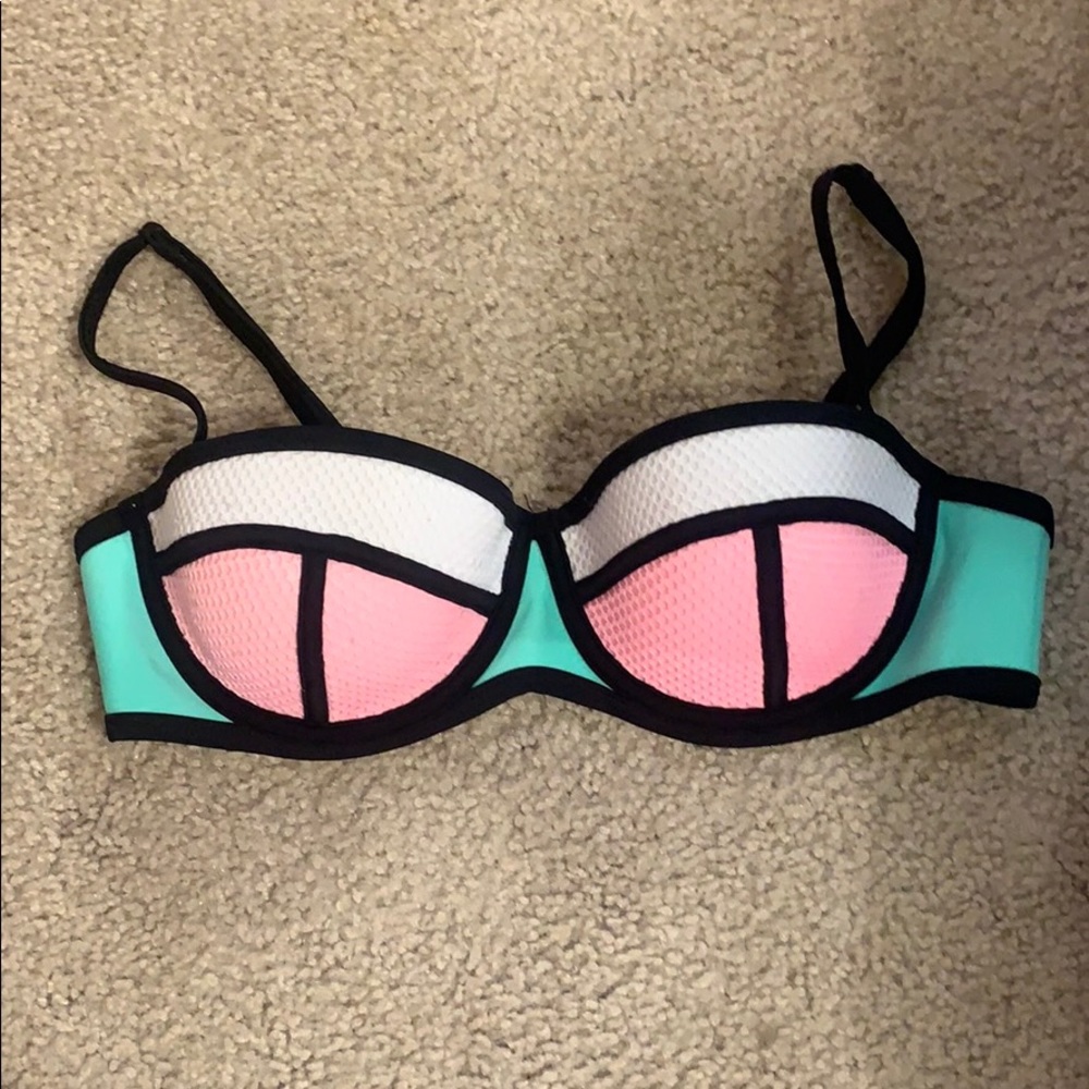 Swimsuit top
